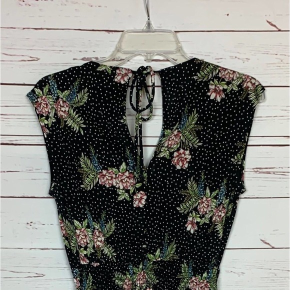 CABI Women's XS Extra Small Black Floral Runaround Romper Spring 2019 Style 5608 - Picture 10 of 12